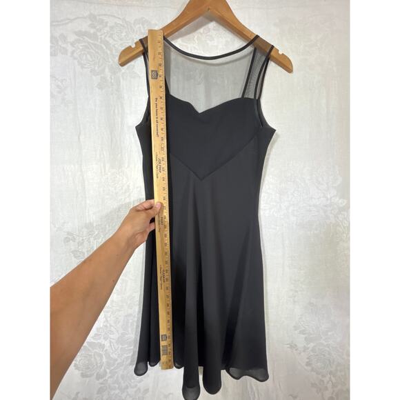 Vintage Dress 10 Black Sheer Top Knee Length Made in USA Goth Witchy Y2K - Picture 7 of 8
